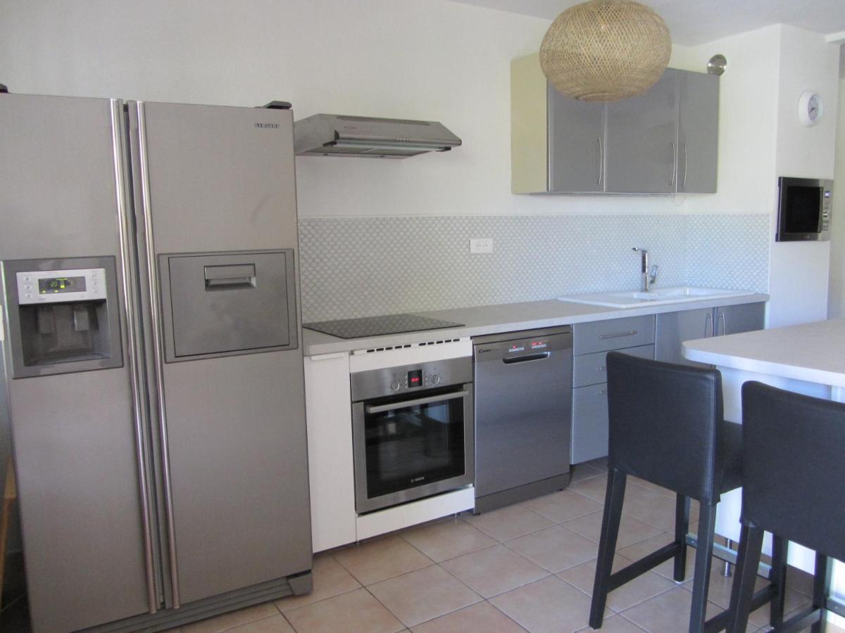 Appartement Les Cigales Rez De Jardin A 10Mn Des Plus Belles Plages Hyères Eksteriør billede