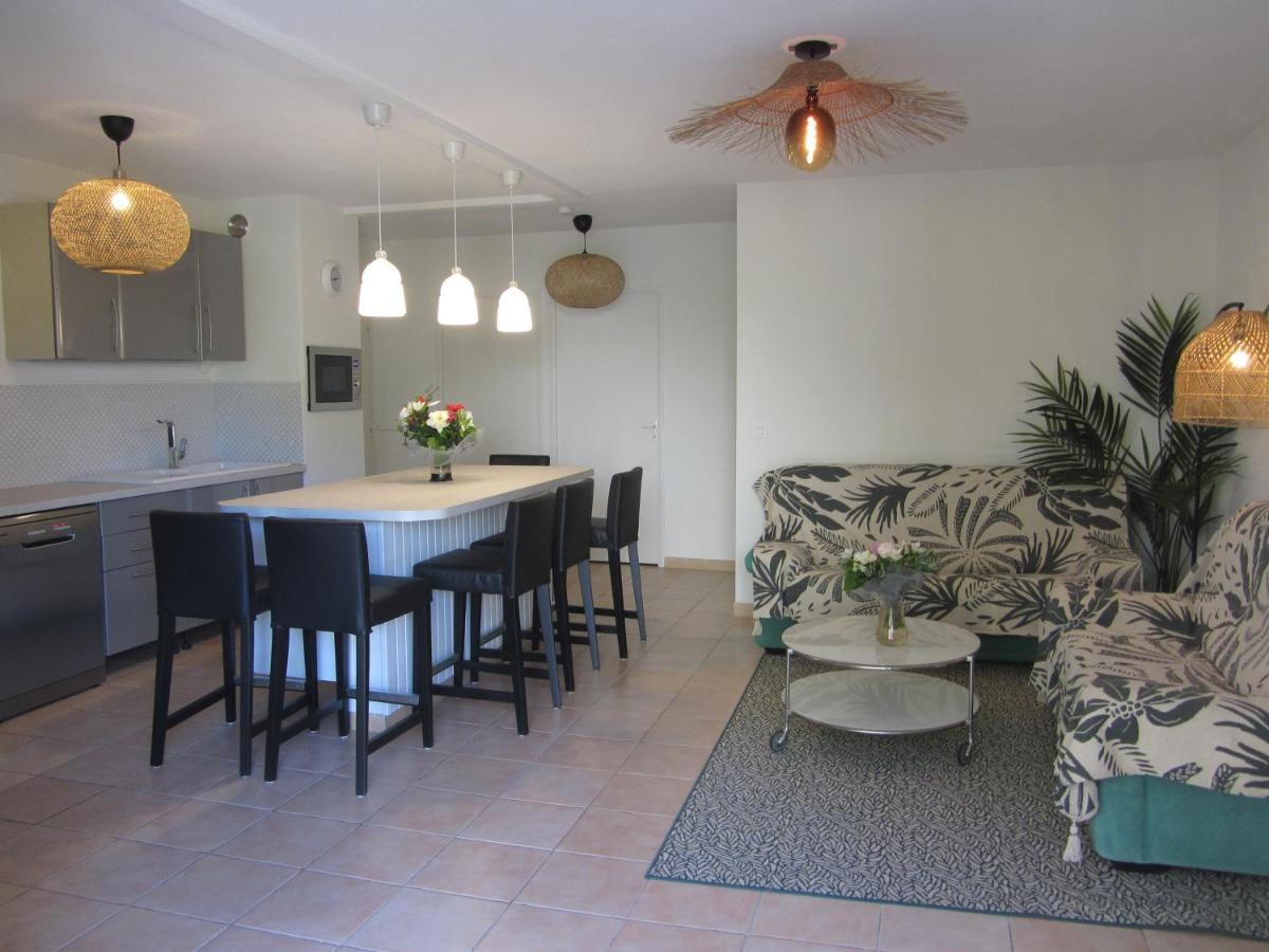 Appartement Les Cigales Rez De Jardin A 10Mn Des Plus Belles Plages Hyères Eksteriør billede